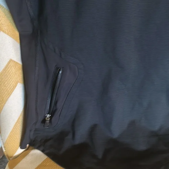 Hoodie  threadeorne under armour(SM) - Picture 4 of 14